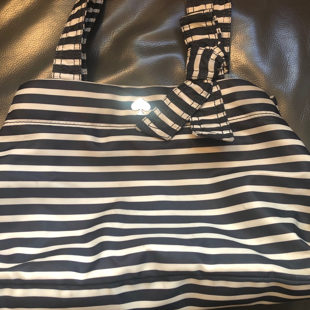 Kate Spade Black & White striped bag (soft)